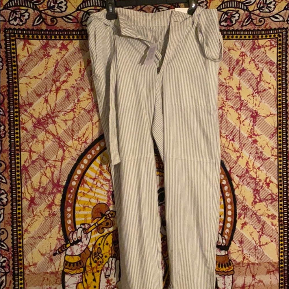 Highrise tapered pant